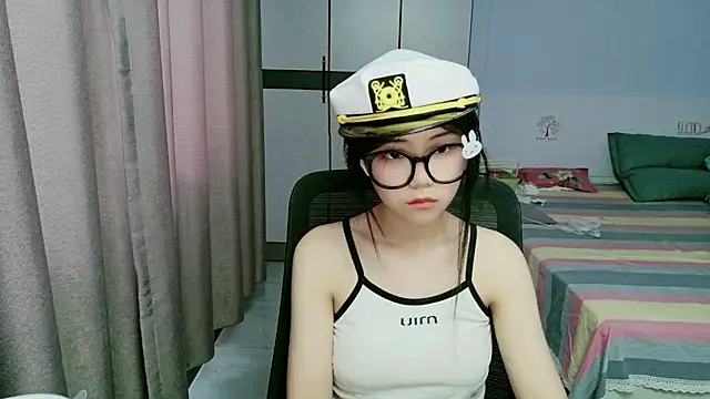 xiaoxiaoyu030 online show from June 24, 8:57 am