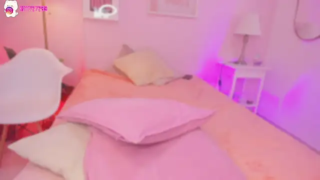 Kitty lulu  online show from July 10, 8:37 am