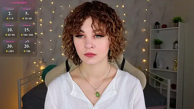 Kira  Fluffy online show from July 11, 5:40 am
