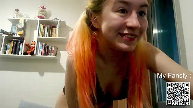 Emilya201 online show from May 23, 1:59 am