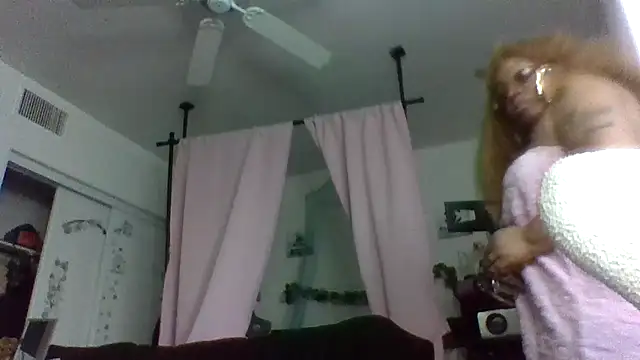 NailGoddessnow online show from February 8, 12:47 am