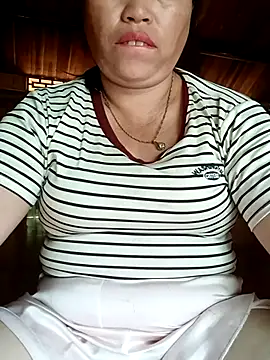 -Yeyi- online show from July 14, 10:32 am