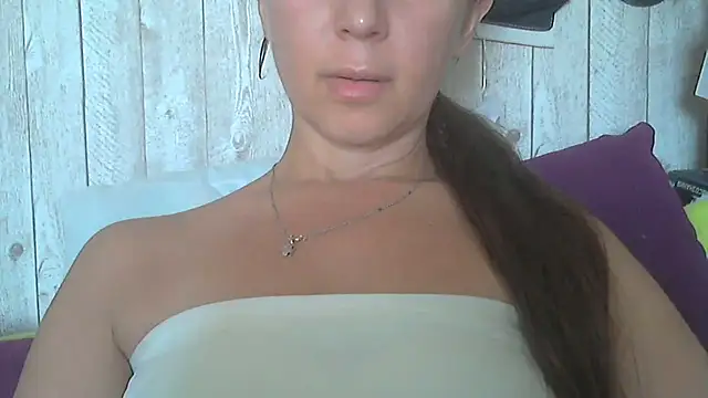 Bella--White online show from June 5, 6:52 am