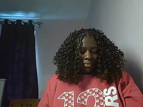 spicy cherrie online show from June 25, 12:40 pm