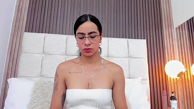 Camila Vega22 online show from May 26, 11:53 am