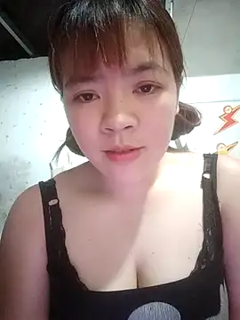 Loleml01 online show from May 27, 3:47 am