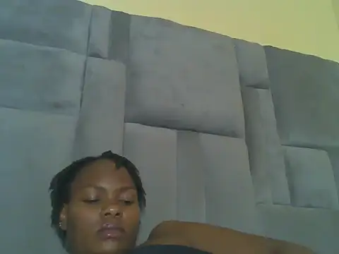 sexyebony13 online show from May 17, 11:42 am