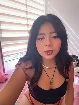 softdoll-  online show from June 1, 7:37 pm