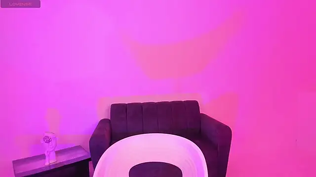 SelenaRogers online show from May 22, 9:35 pm