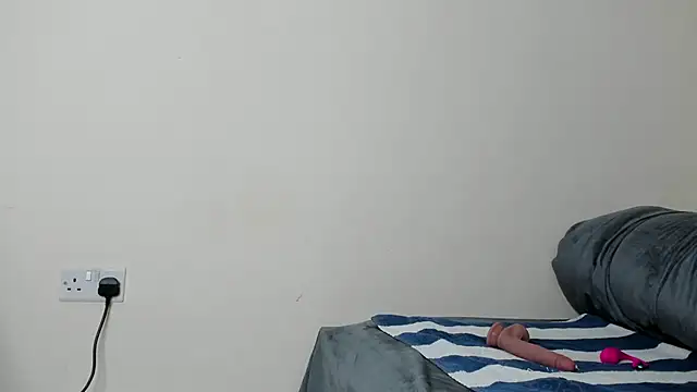 Real Slim Thick online show from May 28, 4:21 am