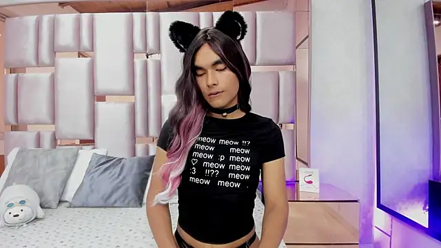 MiaBuny online show from July 8, 1:46 pm