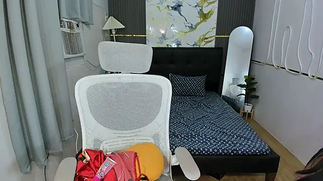 Alexa therealhorsecock online show from May 30, 3:59 am