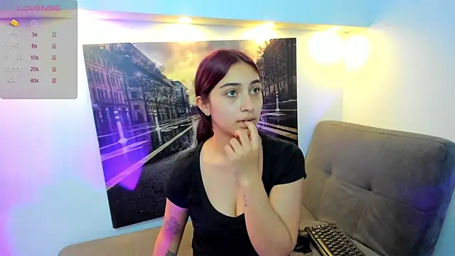 Nina-Mars online show from May 30, 8:16 pm