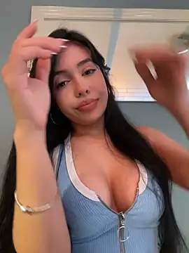 FERNANDAXX  online show from May 28, 1:42 pm