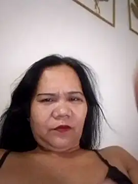 missLiLy07 online show from May 25, 1:32 pm