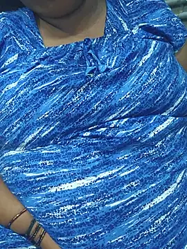 geetha431 online show from July 9, 11:39 pm