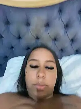 jhenannyy online show from June 2, 2:40 pm