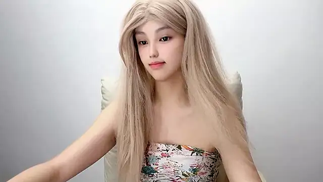 jiangjiang2005 online show from July 5, 4:23 pm