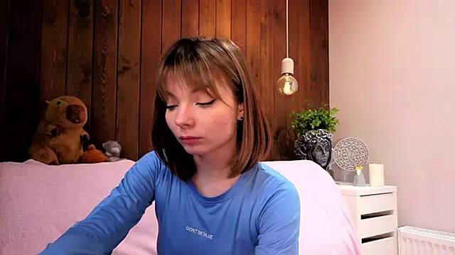 IvoryPesante online show from June 14, 2:24 am