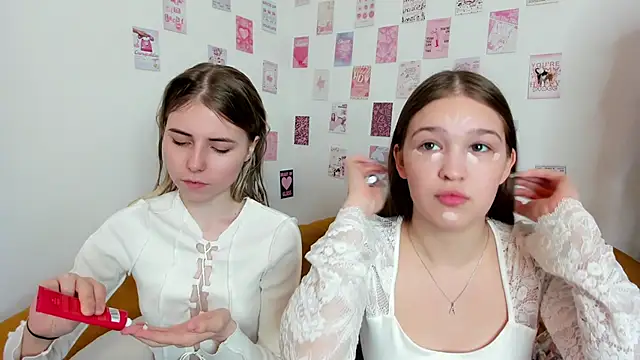 PlayfulMelly online show from May 27, 9:17 am