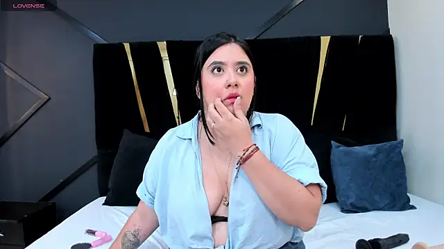 maite graay online show from June 1, 12:51 pm
