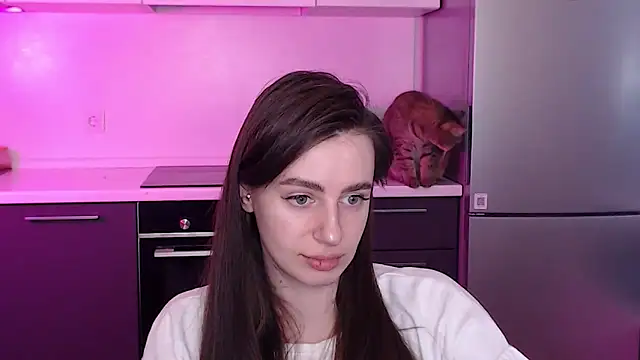 MuseMia online show from June 18, 1:18 am