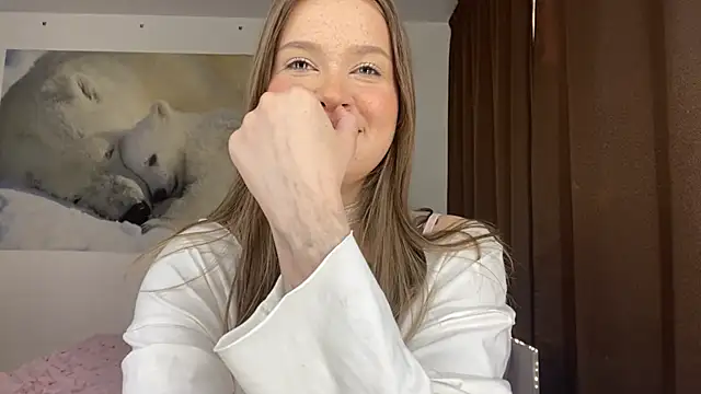 StefiMoon online show from May 27, 1:19 pm