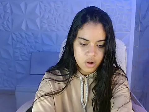 ashley thonsom18 online show from May 31, 3:12 am
