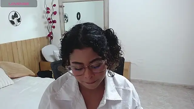 LILI NORD online show from May 31, 12:11 pm