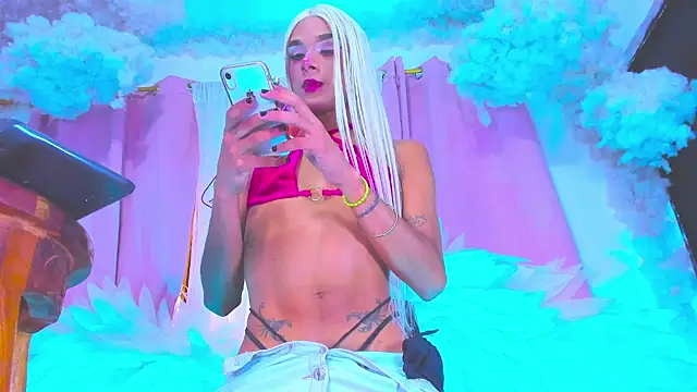 Sarahis Valentina online show from July 1, 1:10 pm