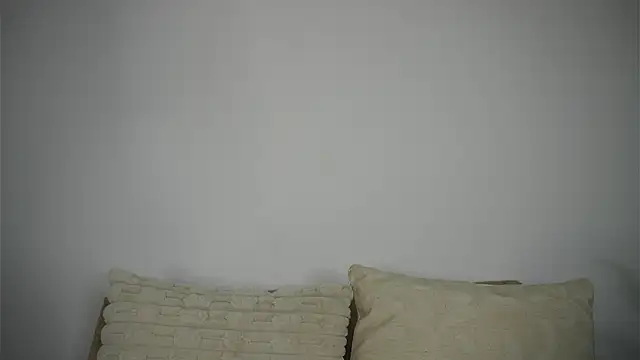 Sweetpussyhot  online show from July 7, 9:35 am