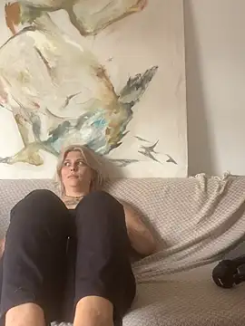 Ella Bloom online show from June 6, 10:43 am