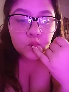 VeryGirlhot online show from July 18, 5:33 am