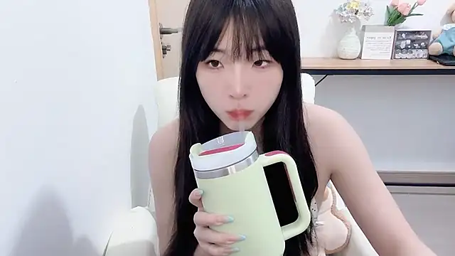 Louise-3 online show from July 6, 11:26 am