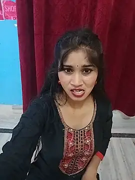 Naughty Kiara  online show from June 13, 6:00 am