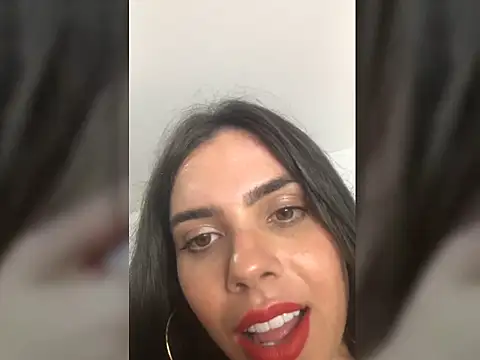 MarianeWilly online show from May 31, 12:16 am