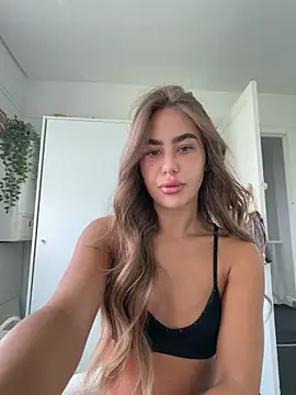 Nikola Olivia online show from May 31, 10:43 am