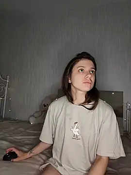Eileenmurrr online show from June 18, 4:36 am