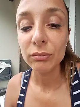 jasminelabeurette69 online show from June 2, 1:45 pm