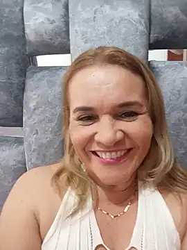 Sara hilton02 online show from June 6, 2:45 pm