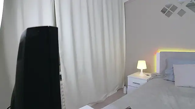 EmmaVesper online show from July 2, 11:38 am