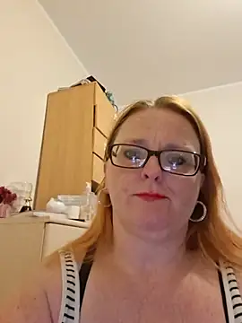 Naughtybutnicedaisy online show from June 27, 12:33 pm
