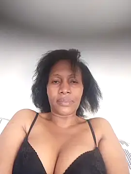Elly Stacy online show from June 4, 8:08 am