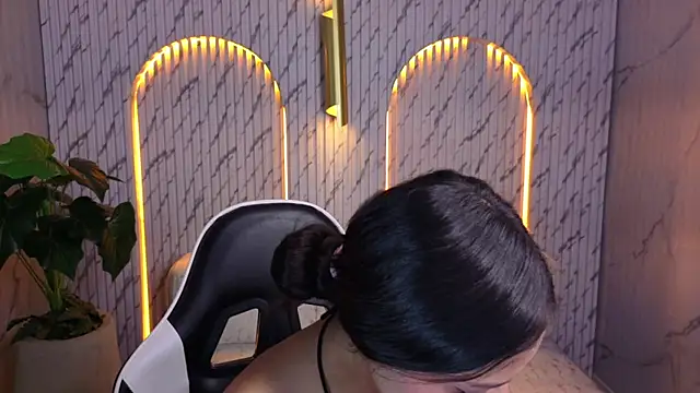 samantha tx  online show from June 14, 3:08 am