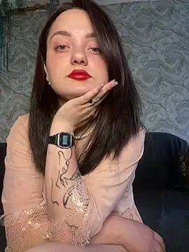 Velvet Shade online show from June 4, 4:00 pm