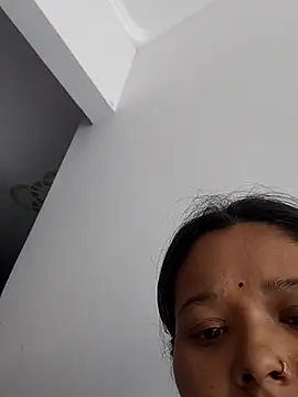 Miss-cutee online show from June 6, 5:47 am