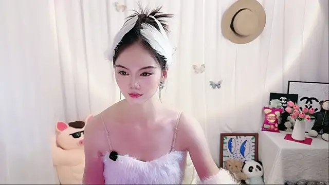Ella-008 online show from June 15, 5:40 am