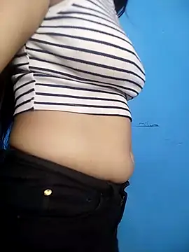 Queen Rosyy online show from June 12, 3:36 am