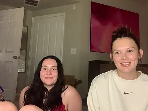 lunalove16 online show from June 9, 5:18 am