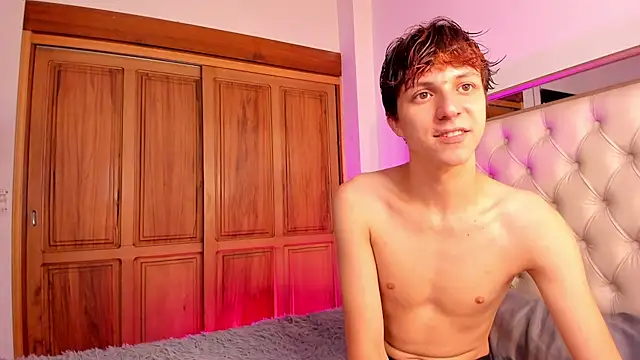 im ethan  online show from June 26, 11:00 am